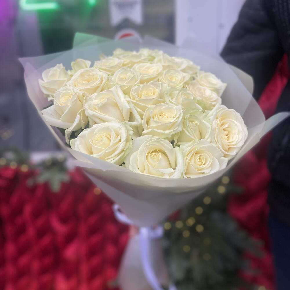 Роза Аваланж 25 шт