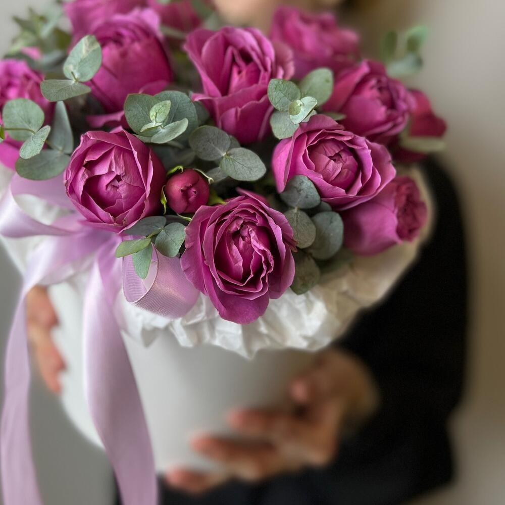 Композиция 21 из пионовидных роз