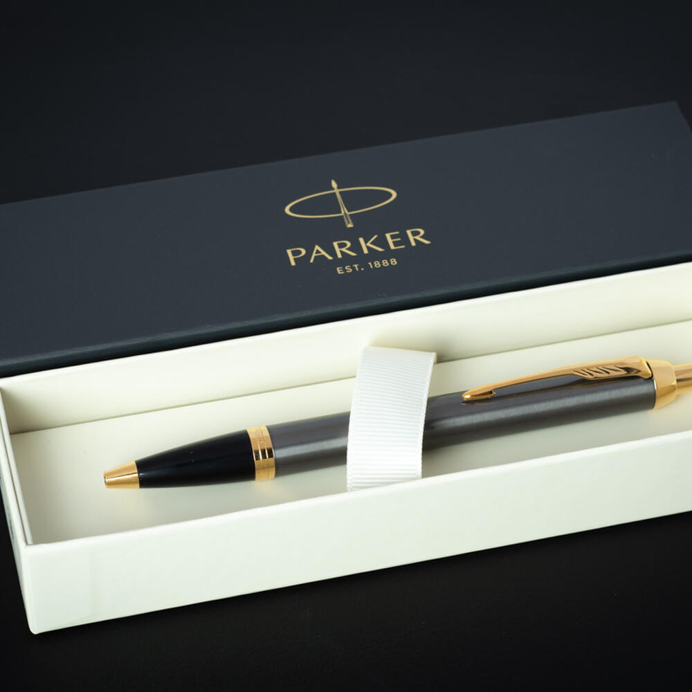 Ручка шариковая Parker IM Premium Grey Core GT