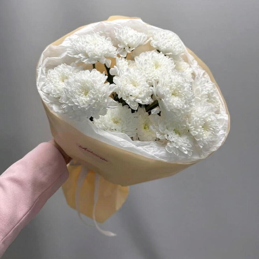 Пышный букет цветов из махровых кустовых хризантем, арт.210