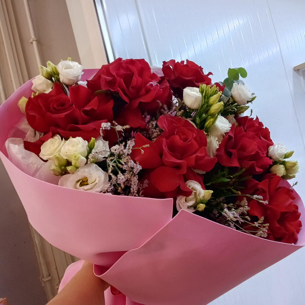 Букет С Французскими розами и эустомой