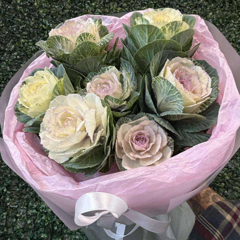 Букет из 7 брассики