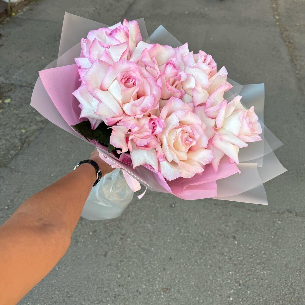 Букет шикарных роз