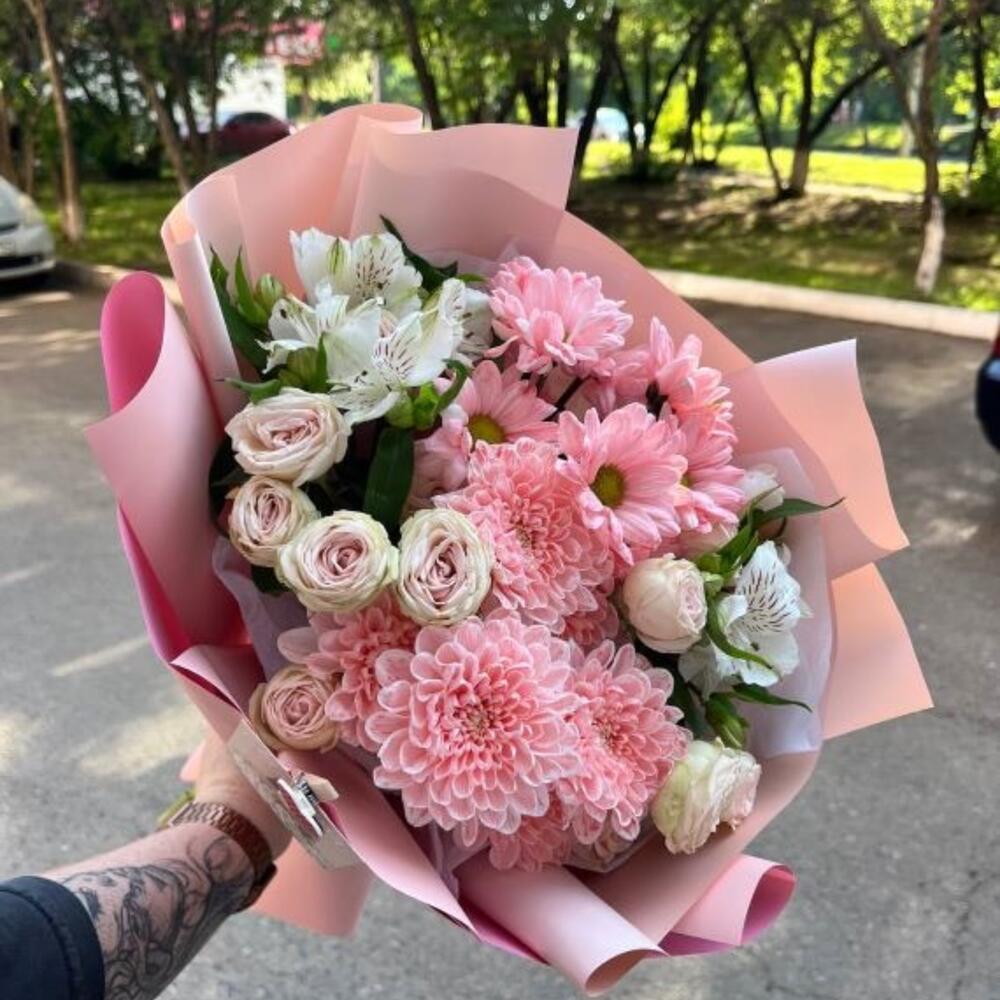 Розовый букет