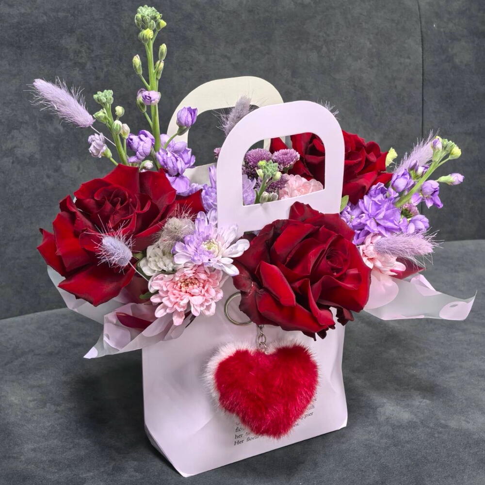 Французская Роза 🌹 в сумочке с сердечком ♥️