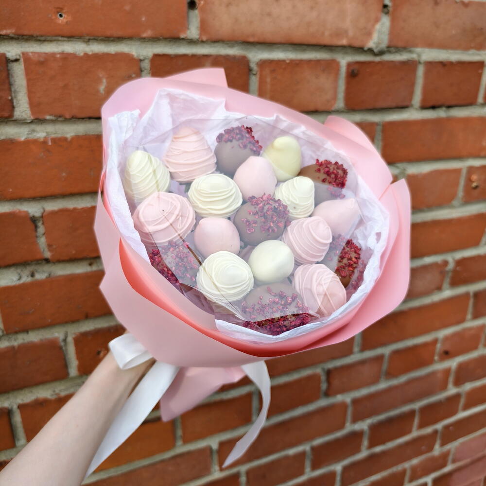 Букет из клубники в шоколаде 19-21 ягода - фото 6
