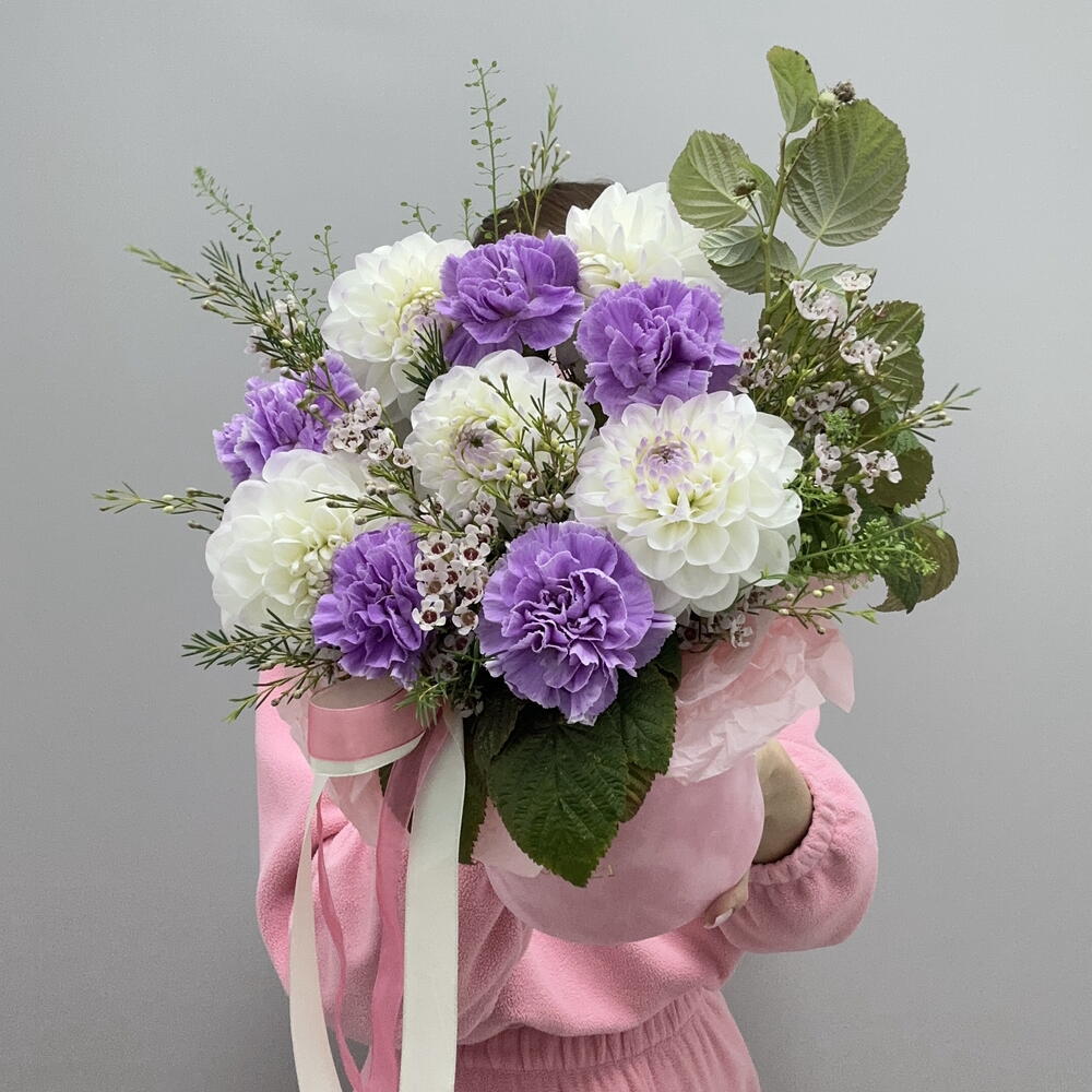 Коробка с диантусами💜