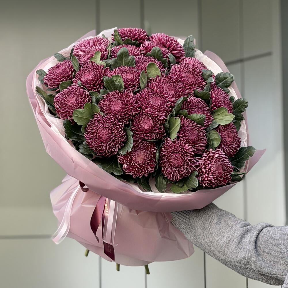 Букет Кураж из 25 хризантем сорта бигуди