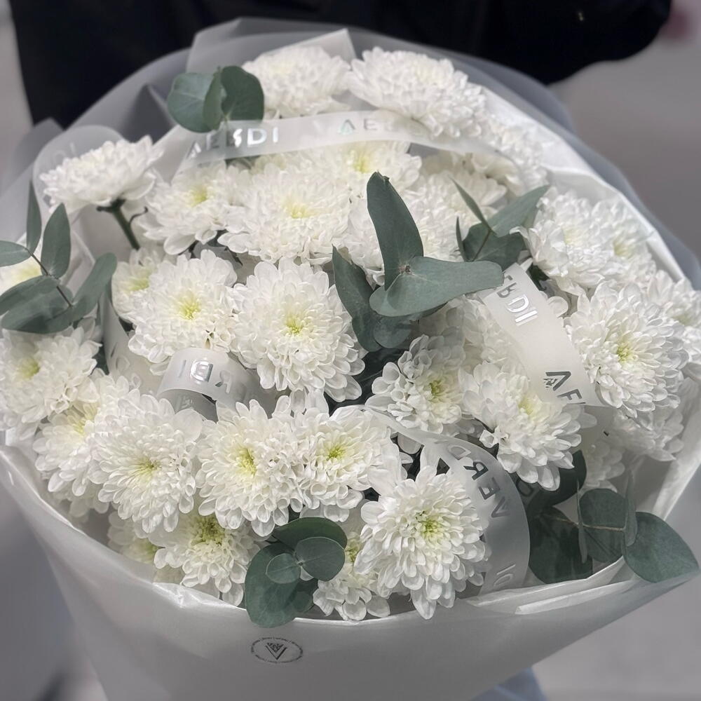 Букет облако из хризантем