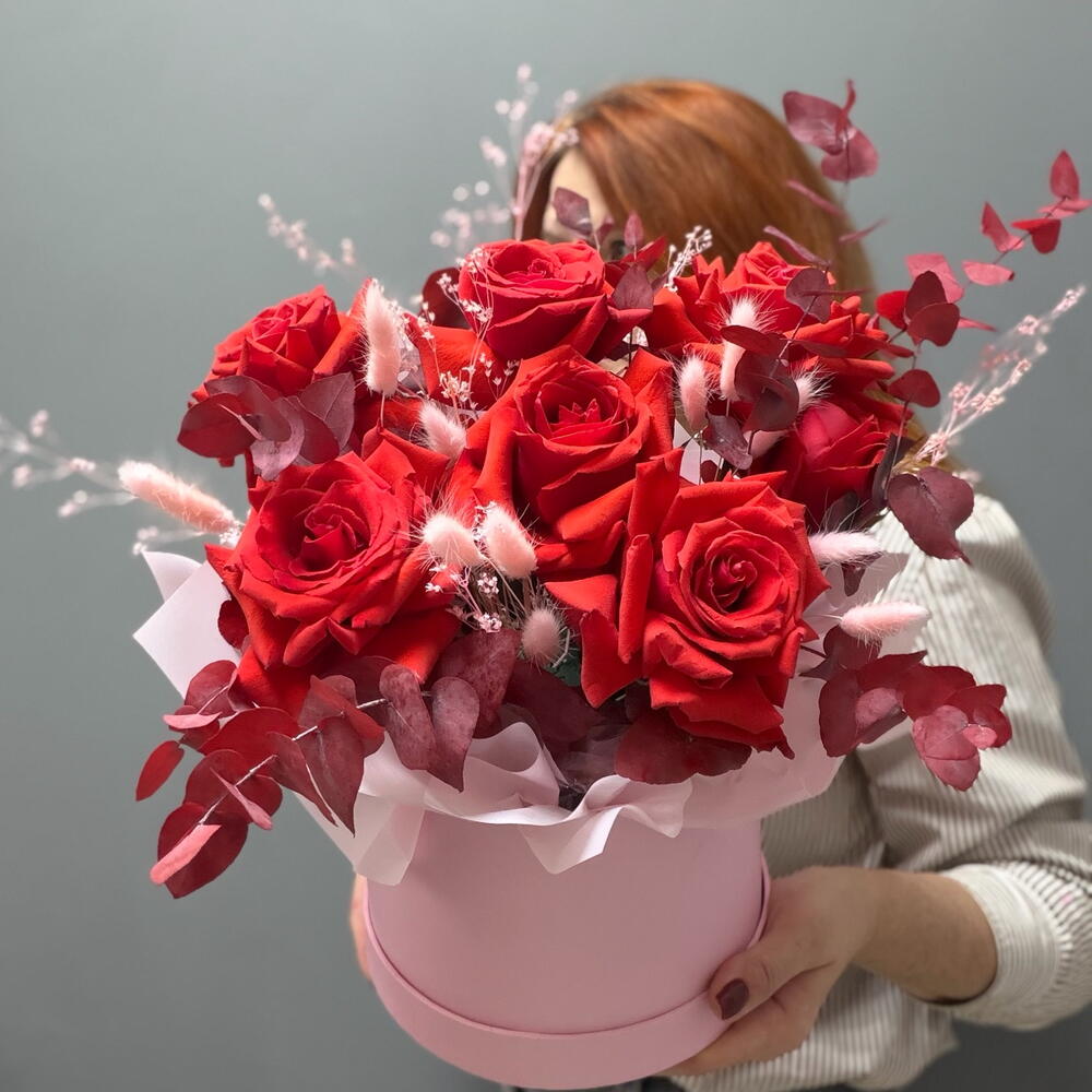 Композиция " Алые розы 🌹 "