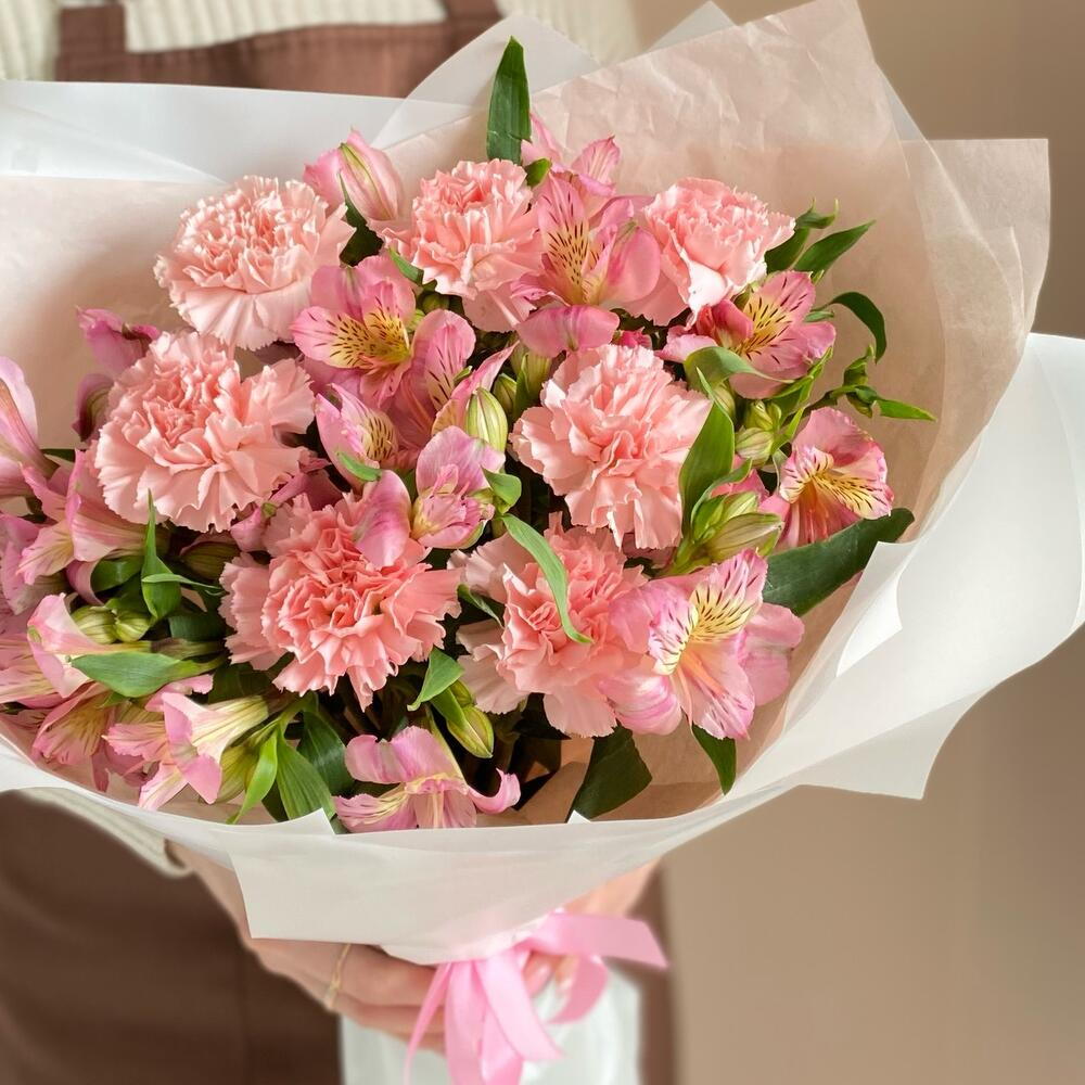 Букет самых стойких цветов🌸💗🌿(альстромерия, диантус сортовой)