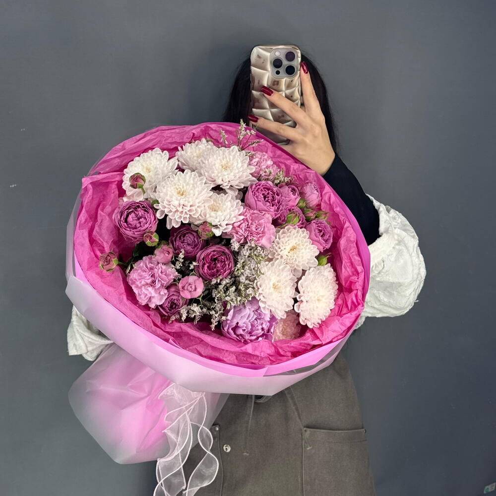 Авторский букет💐 с Пионами и Кустовой Пионовидной Розы