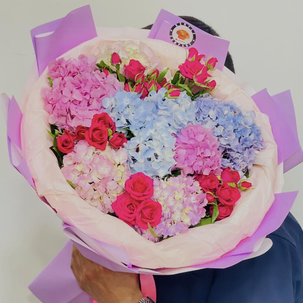 Bouquet fly