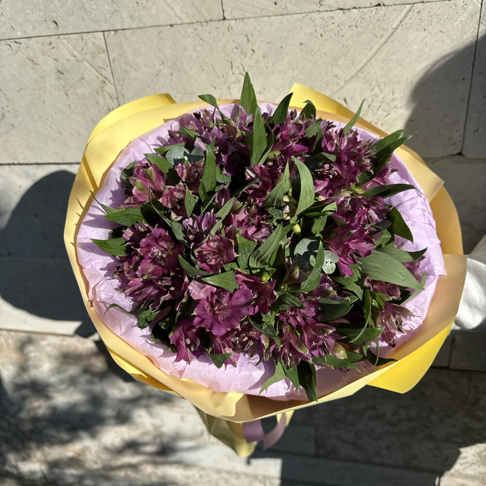Букет комплимент МОНО альстромерия PURPLE