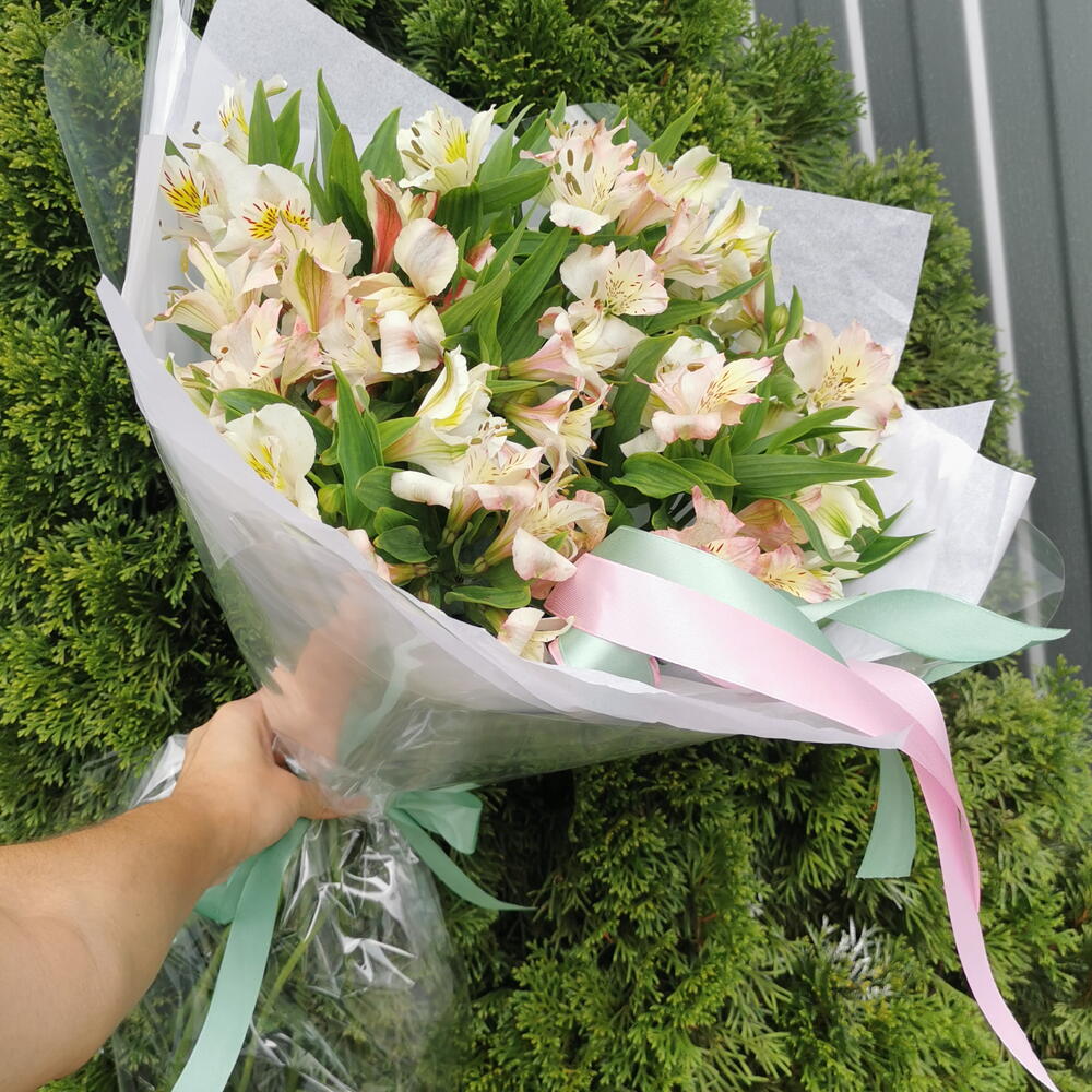 Букет альстромерий🌸
