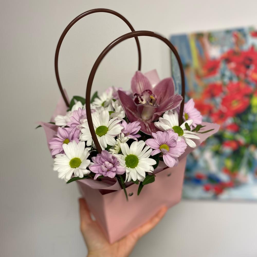Цветы в сумочке🌺