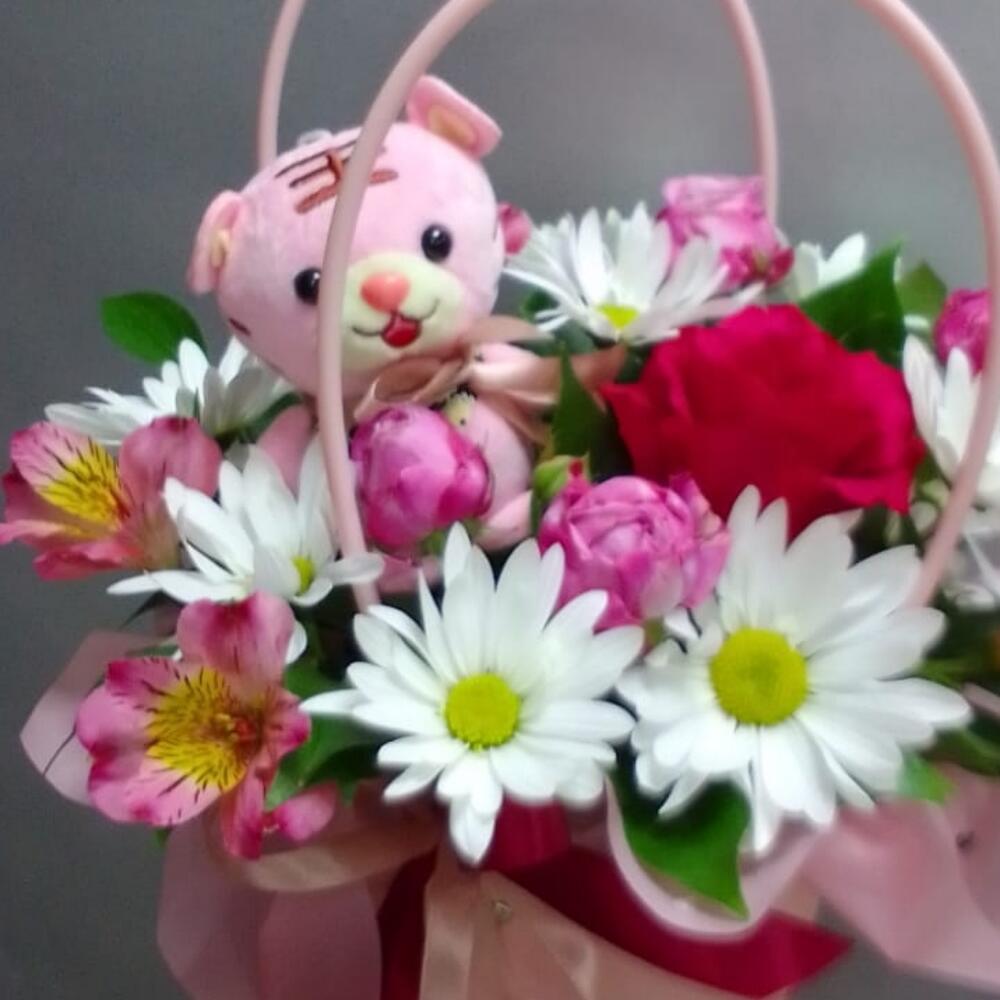 Цветы в коробке