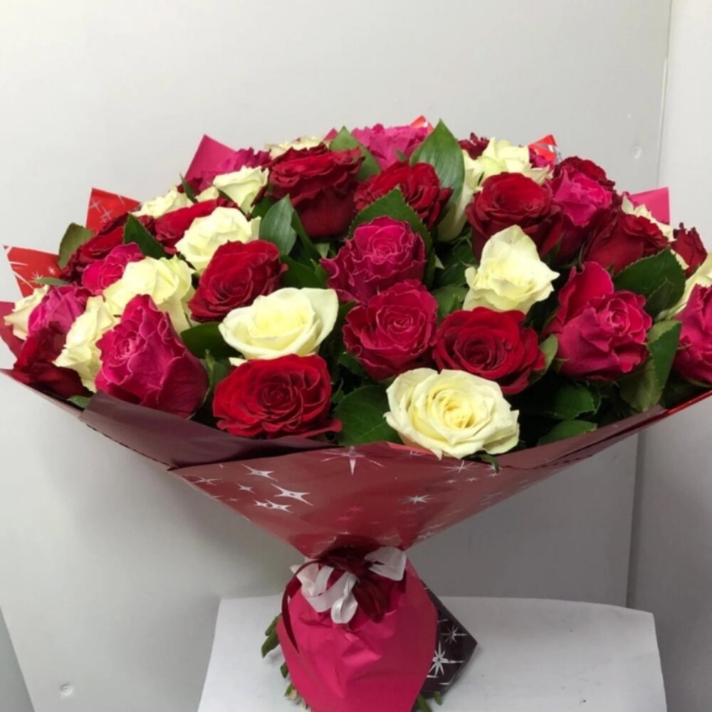 Микс Кения  51 роза