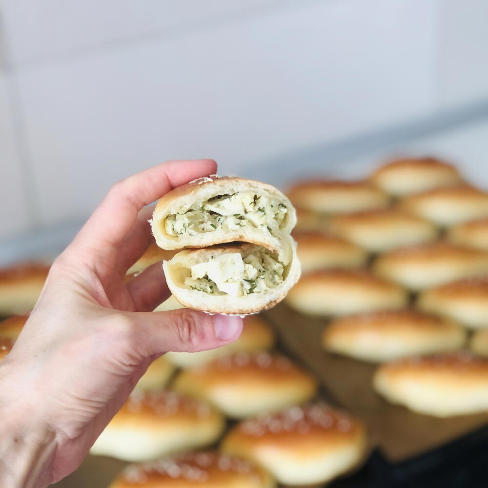 Пирожки с яйцом, луком, рисом и грибами 15 штук