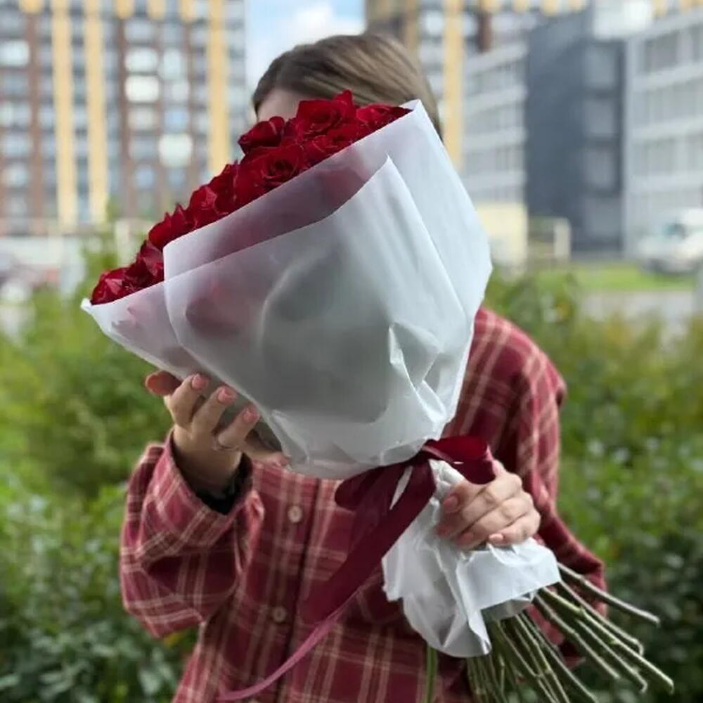 Букет из 25 роз Эксплорер