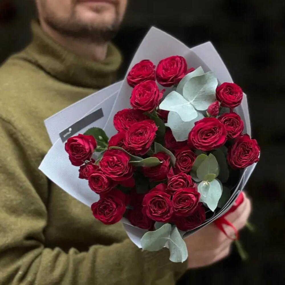 Red spray roses