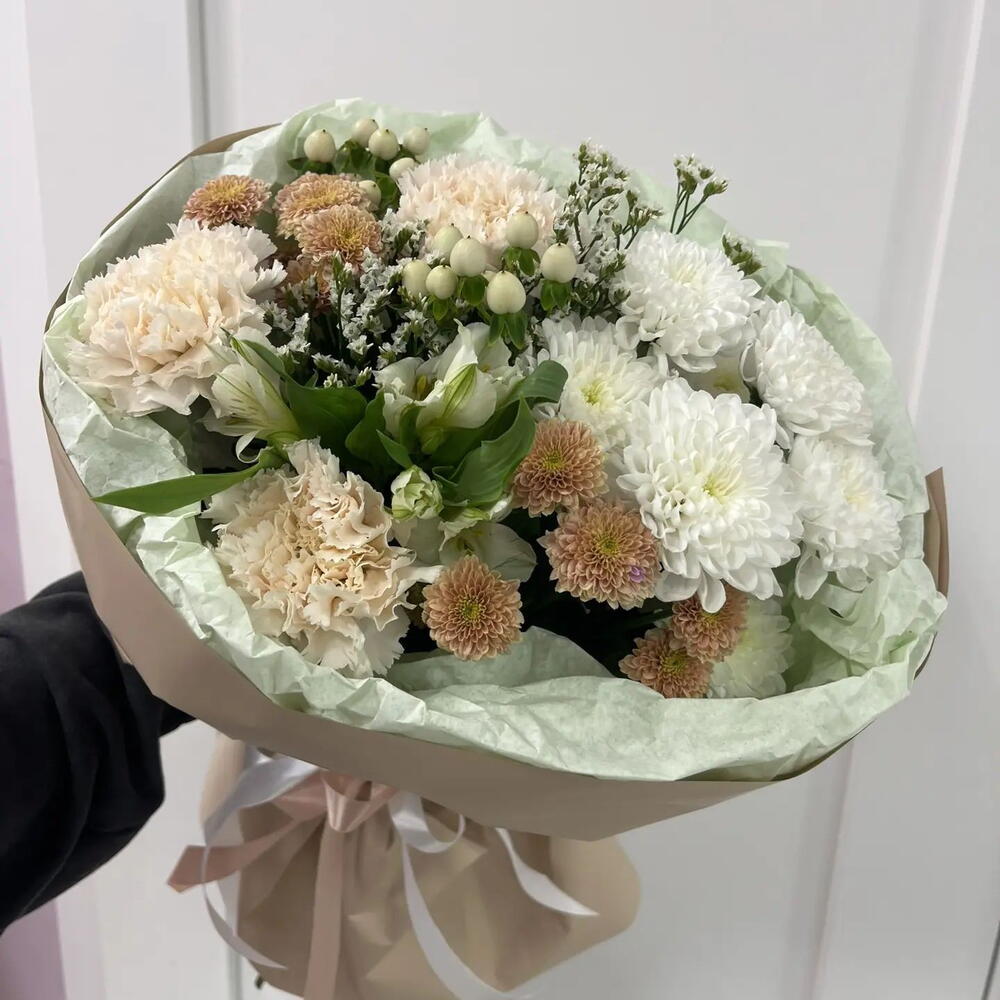 Букет в кремовых оттенках
