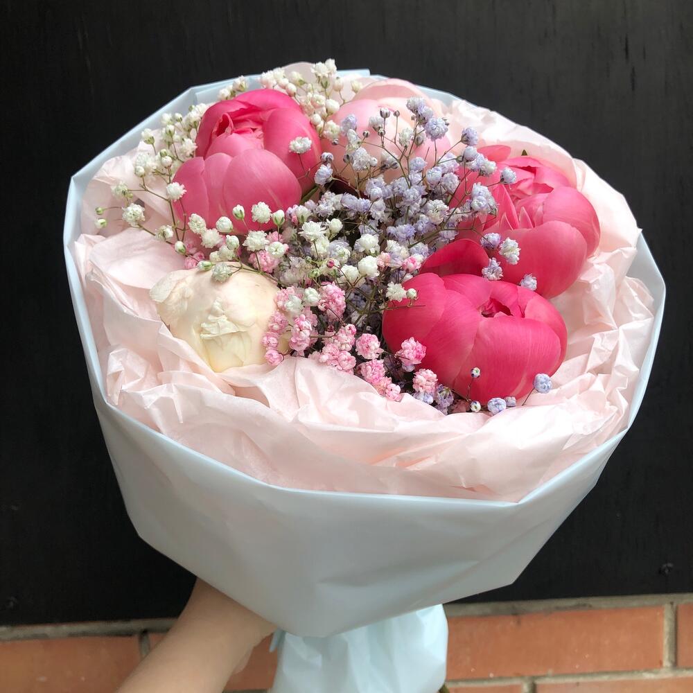 Bouquet of peonies