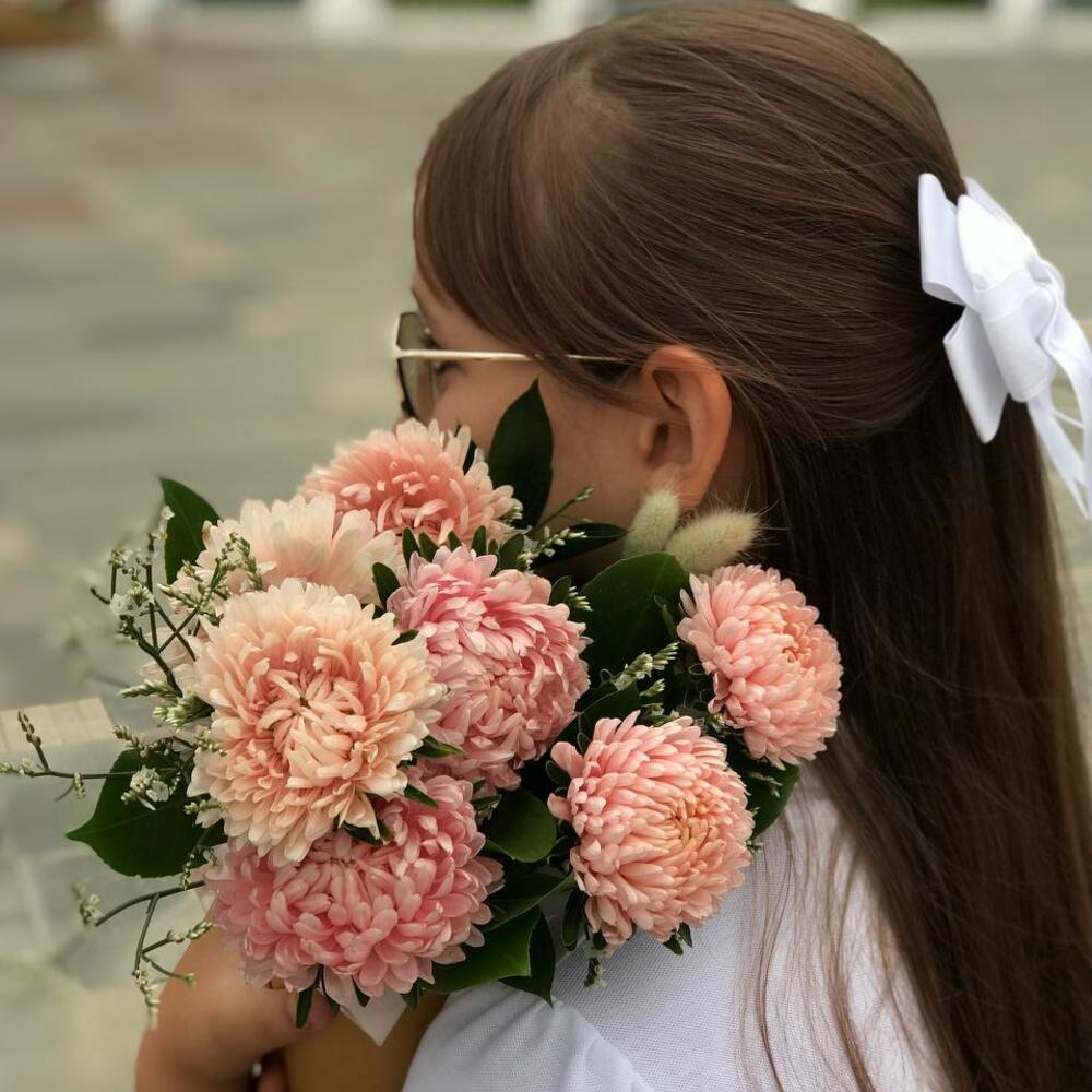 Комплимент розовый из астры