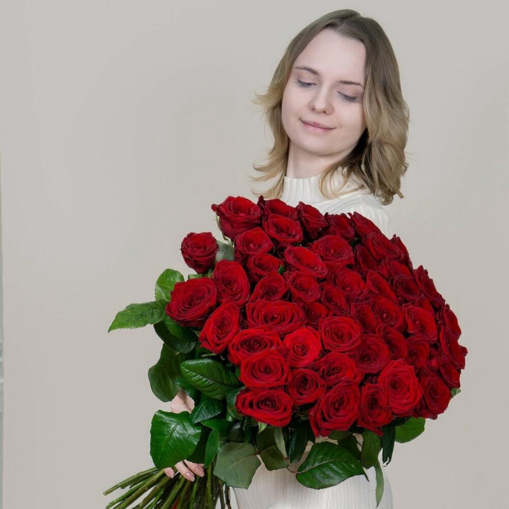 Bouquet of 51 red roses