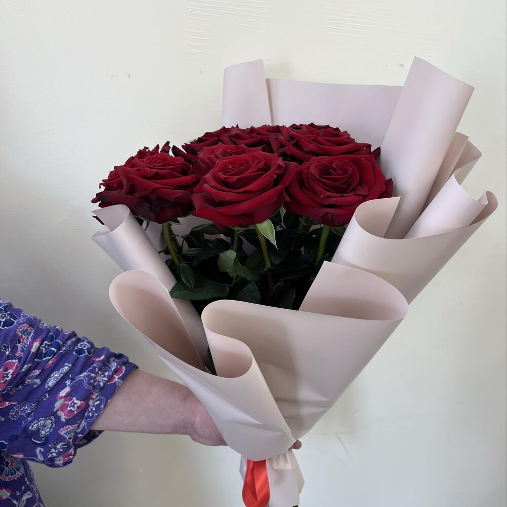 Букет из бордовых роз