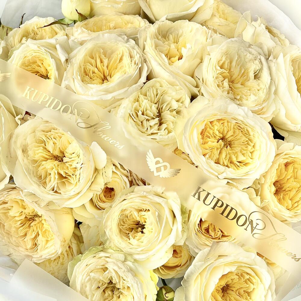Букет из кустовых роз Роял (5)