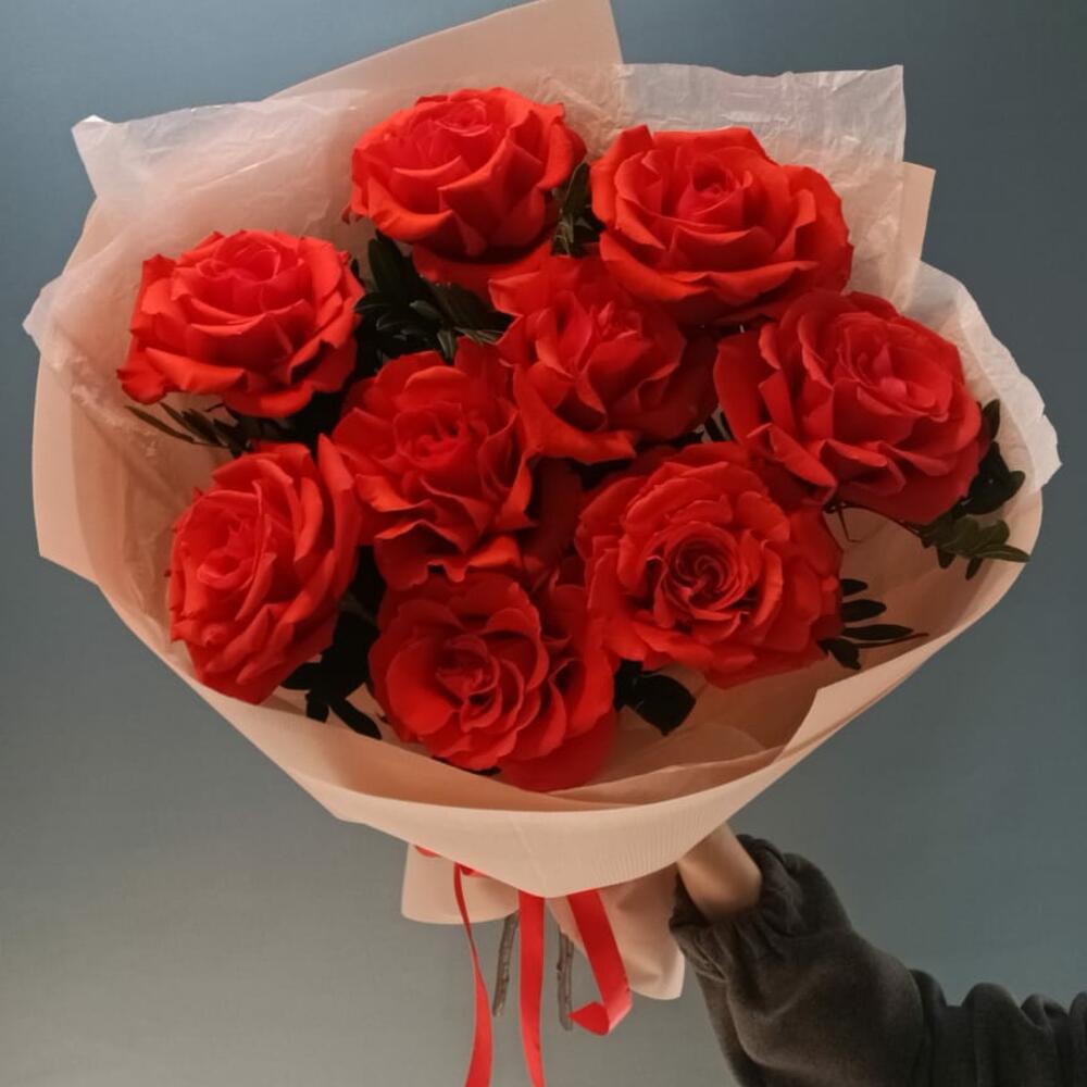 Букет из коралловых роз. Моно букет