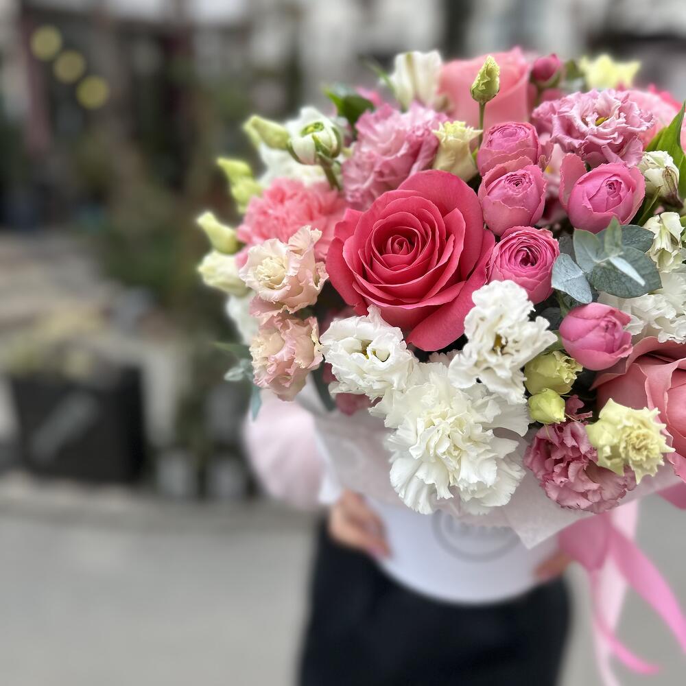 Flower arrangement 3104