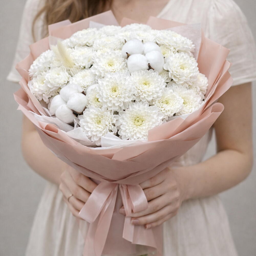 Кружевная  хризантема с хлопком и лагурусом🌸