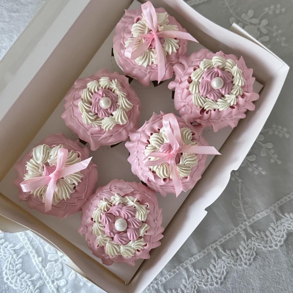 Капкейки с бантиками