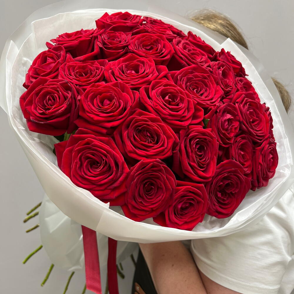 Моно букет из 29 бордовых роз 😍