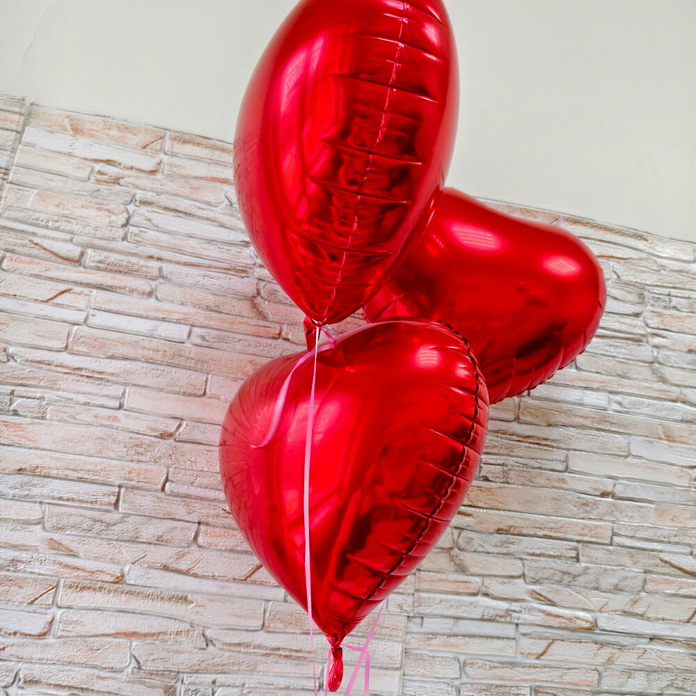 3 фольгированных шара сердце