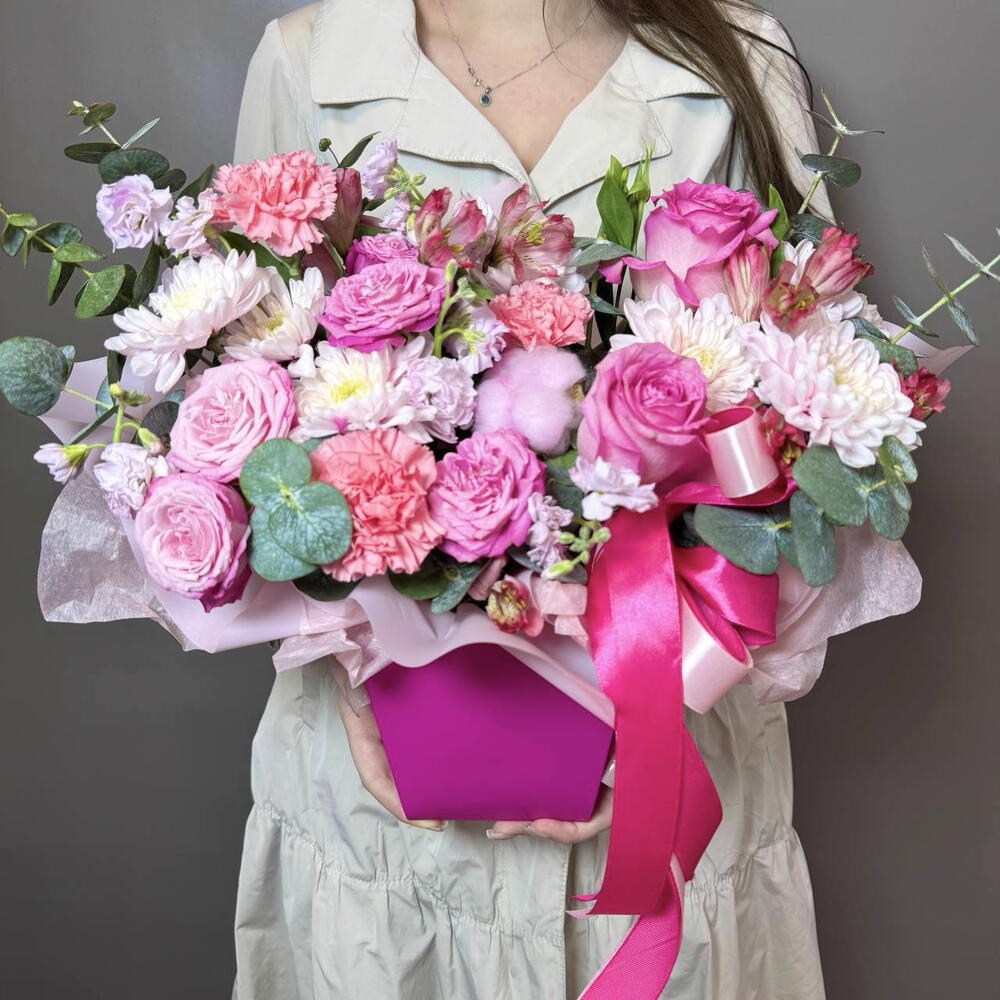Цветочная композиция в малиновом кашпо💖💝🌸