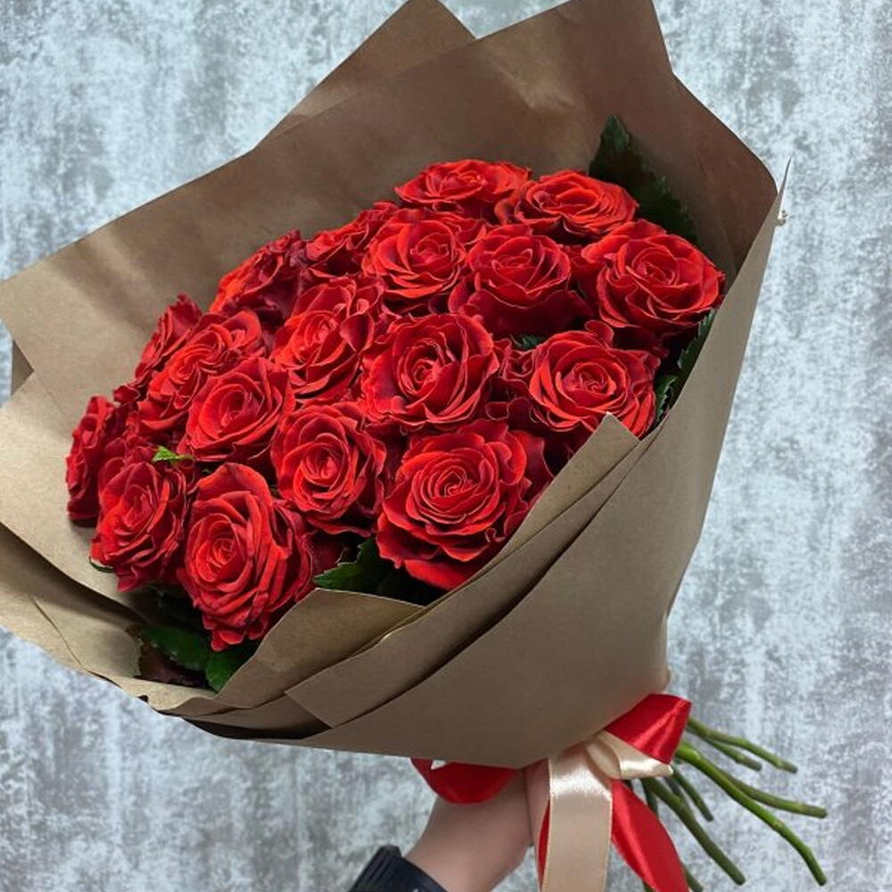 Букет из 19 ажурных роз