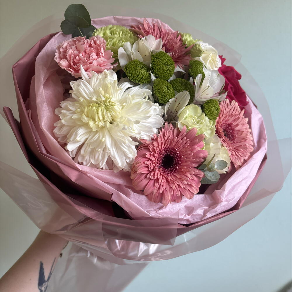 Букет из эустомы/нерберы/диантуса/хризантемы💕💕