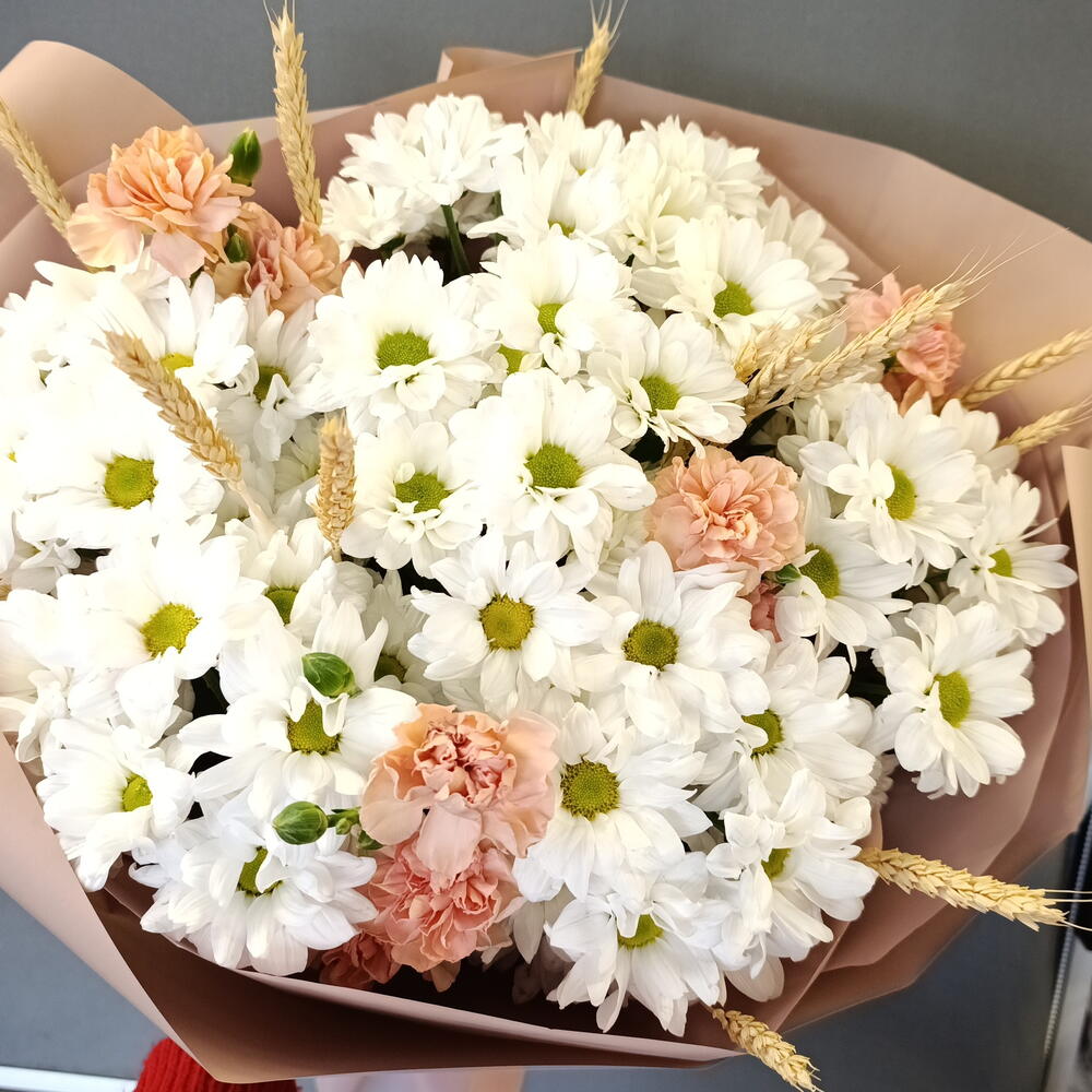 Букет с ромашками