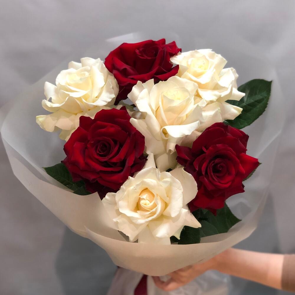 Ажурные розы