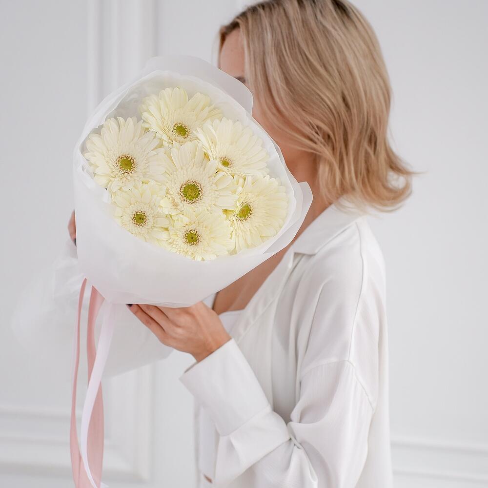 Bouquet of White gerberas