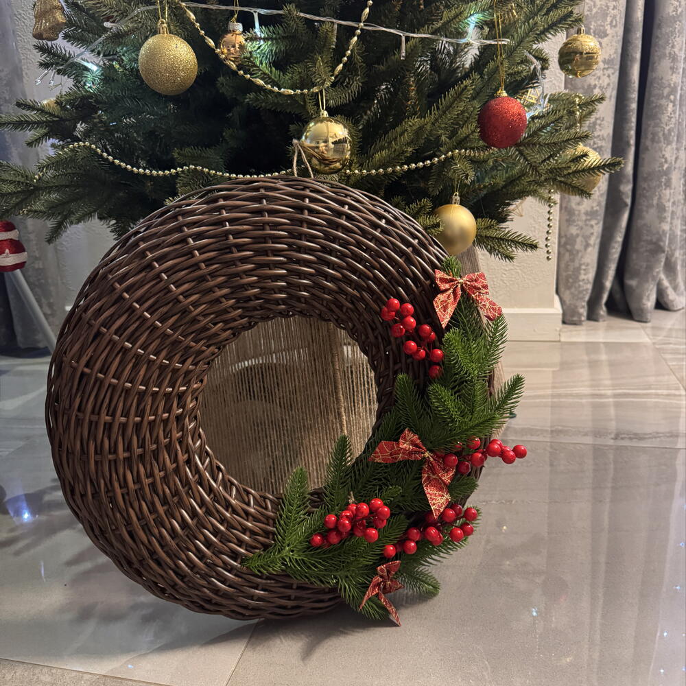 Венок на дверь новогодний