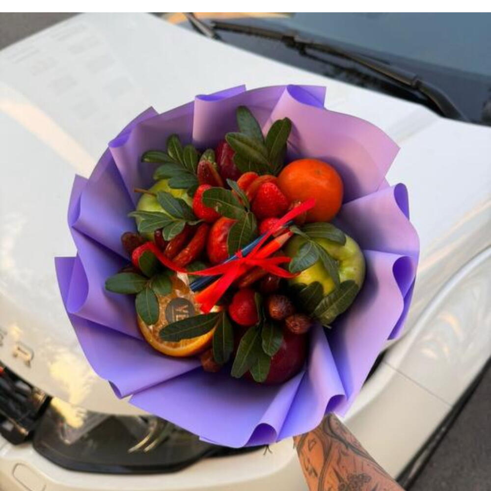 Букет из свежих фруктов с сухофруктами 💐