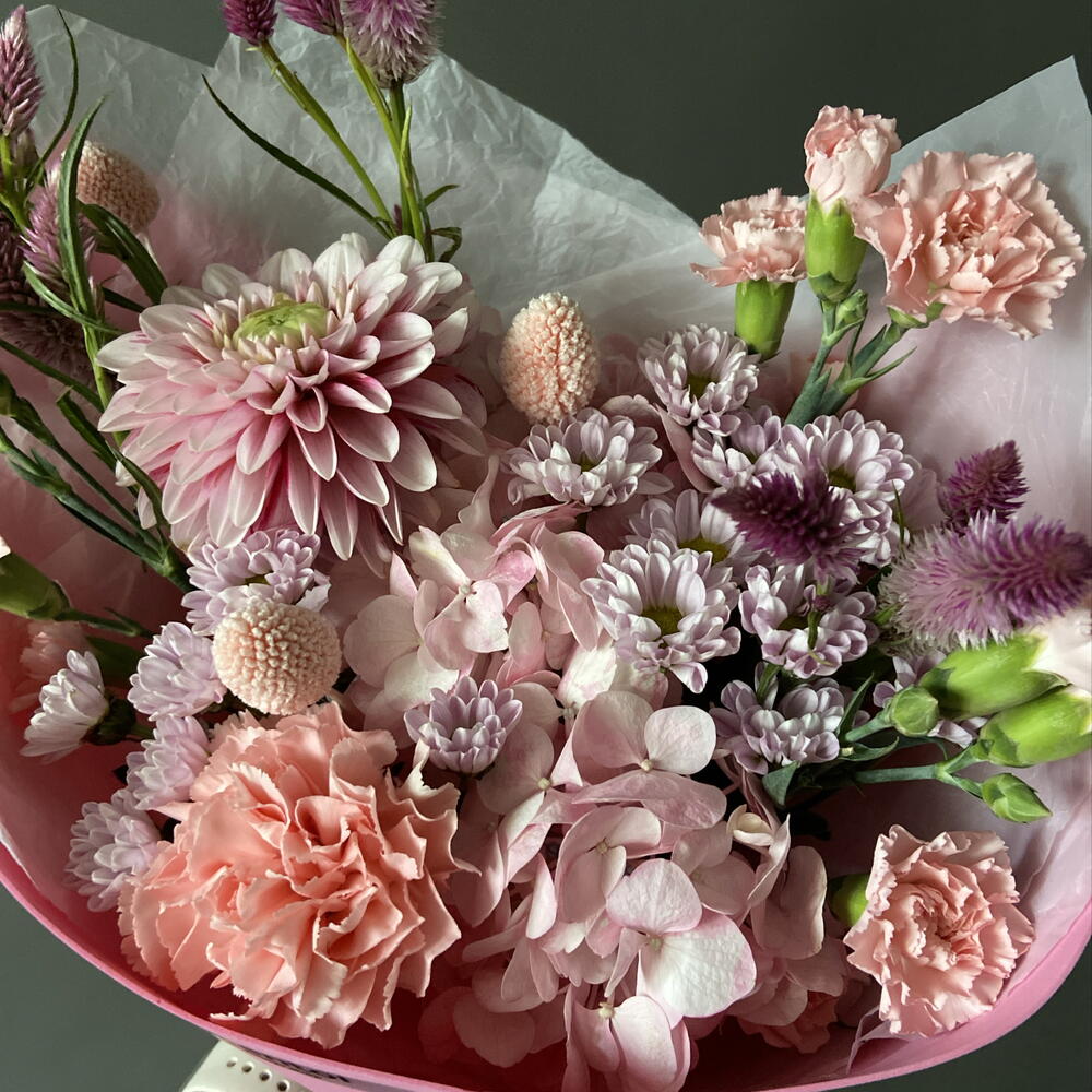 Розовый букет