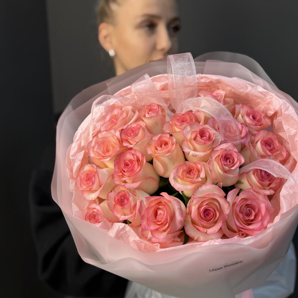21 розовая роза 🌹
