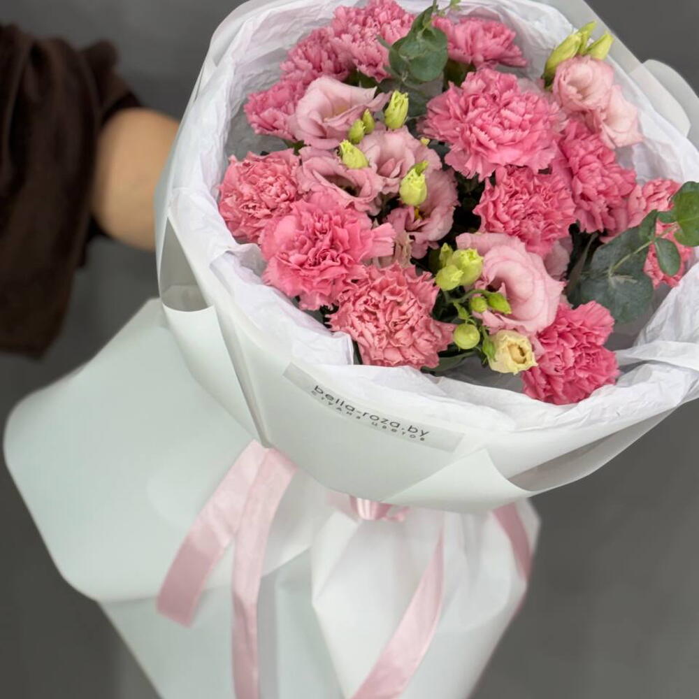 Кружевные диантусы и эустома 💕