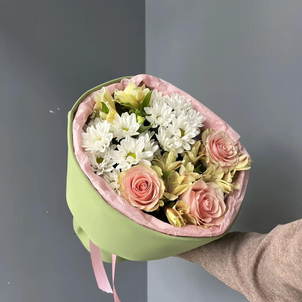 Букет с импортной розой