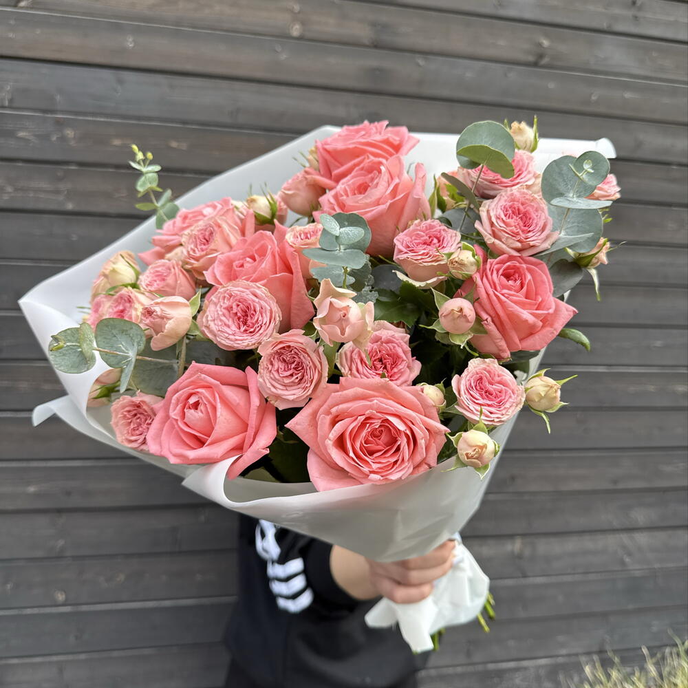 Коралловые розы